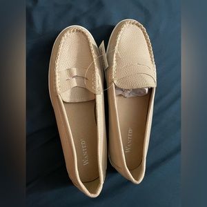 🚨Brand New Women’s Shoes - Sz 7 🛍️